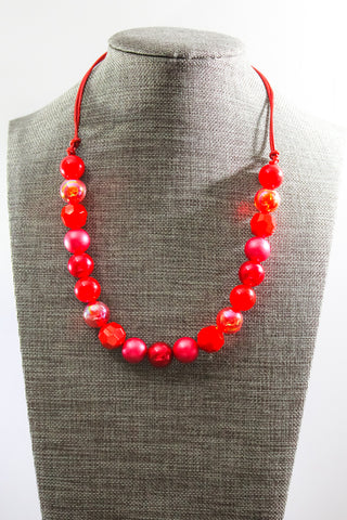 {SURPRISE Holiday RTS} Red-y to Party Petite Pretties Necklace